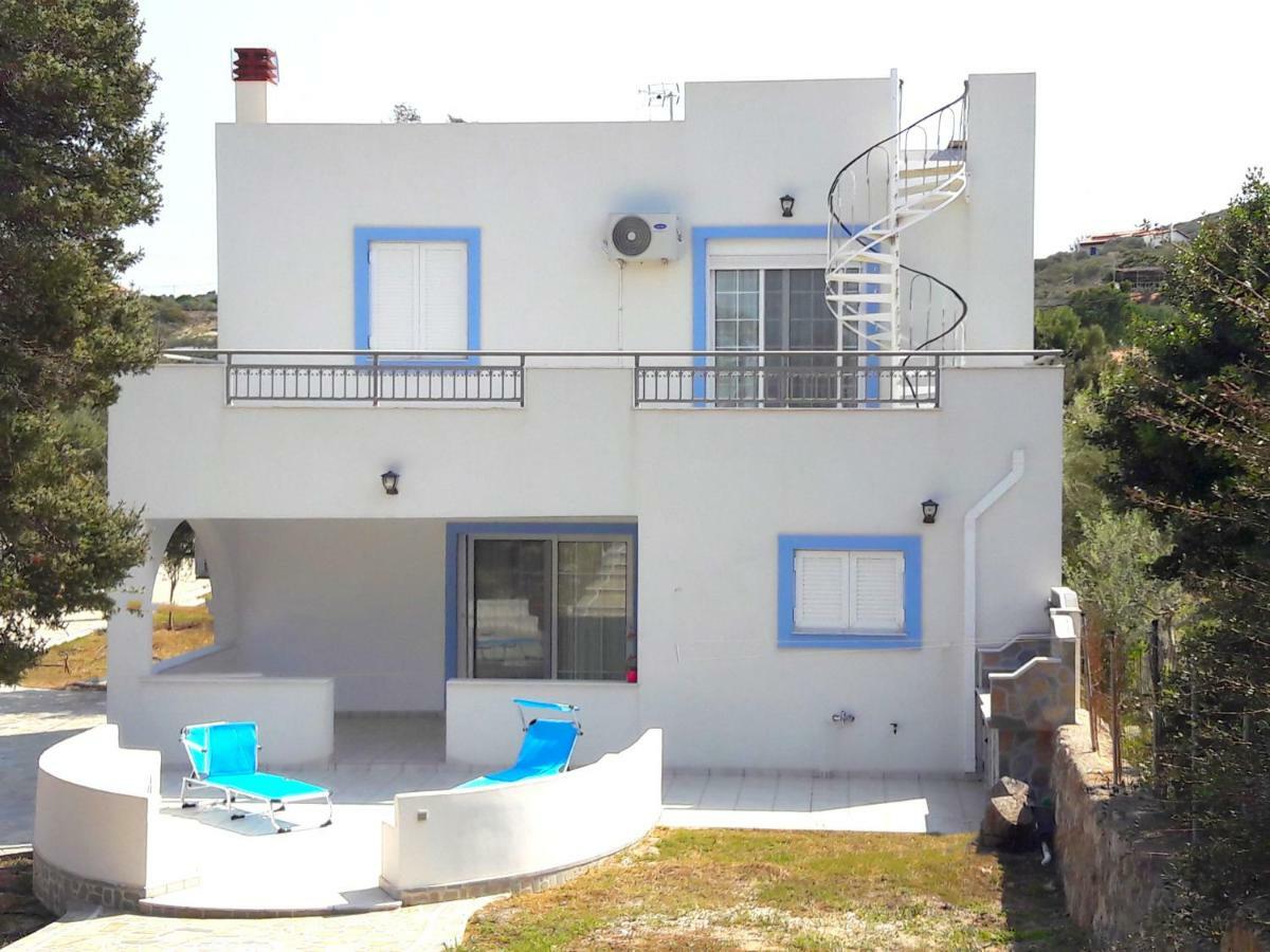 Elafonisos: Two Storey House On The Sea Front Экстерьер фото